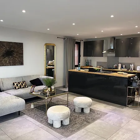 Appartement Arc-en-ciel 5 Star App A With Stunning Seaview *
