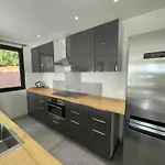 Arc-en-ciel 5 Star App A With Stunning Seaview