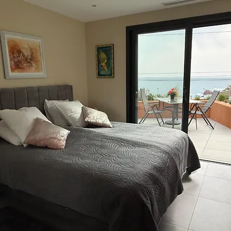 Arc-en-ciel 5 Star App A With Stunning Seaview *